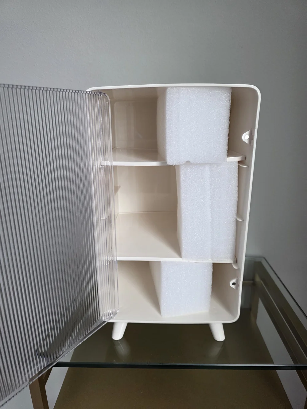 N/A compact white